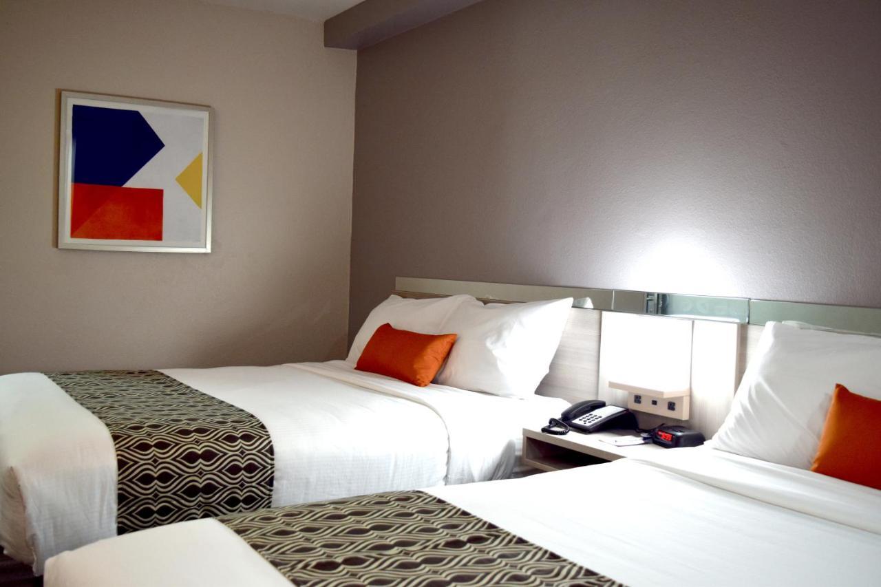 Microtel Inn & Suites By Wyndham Raleigh Exterior photo